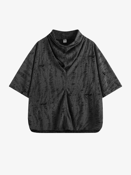 T-shirt foncé irrégulier