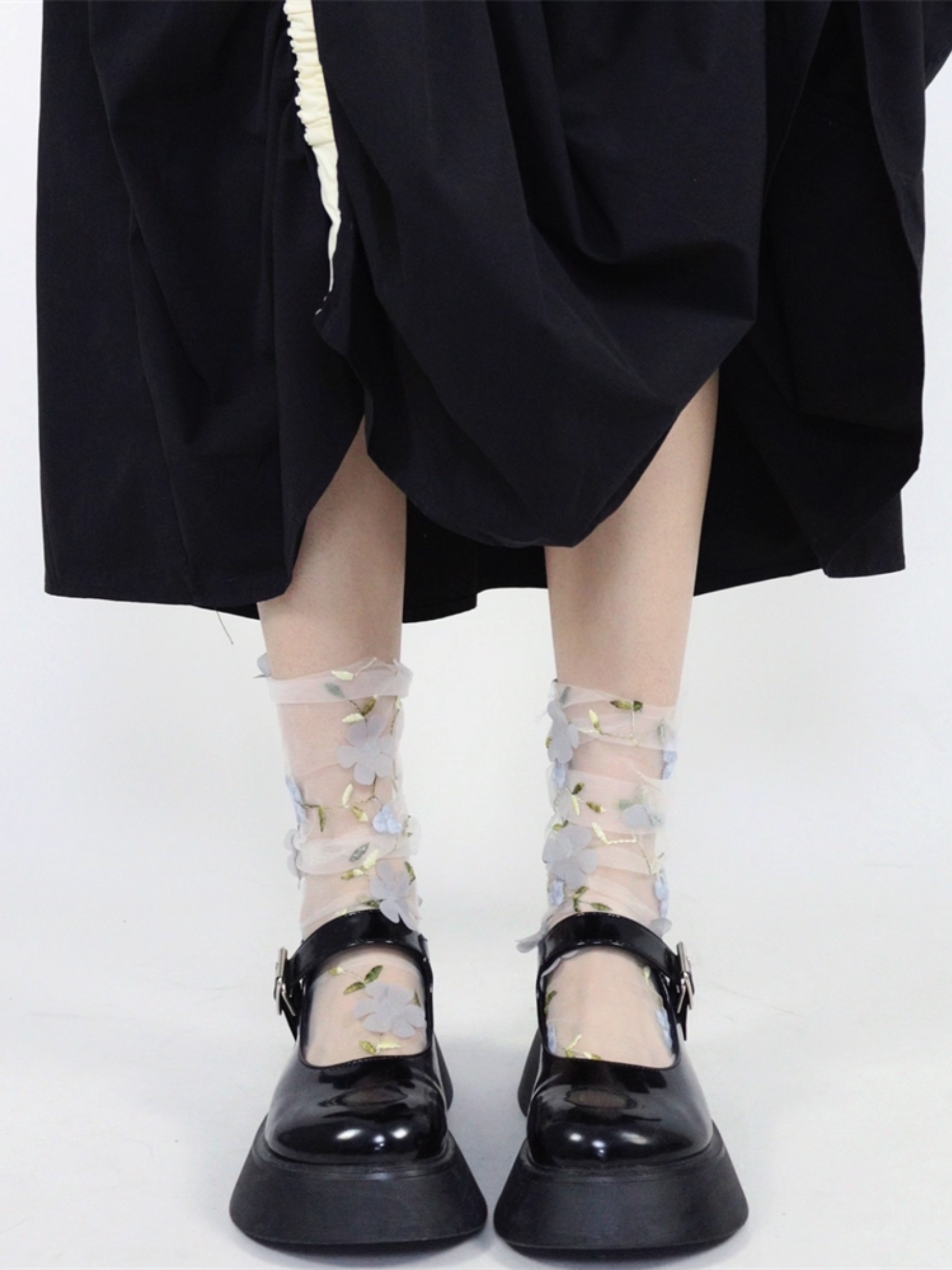 Blossom Mesh Socks