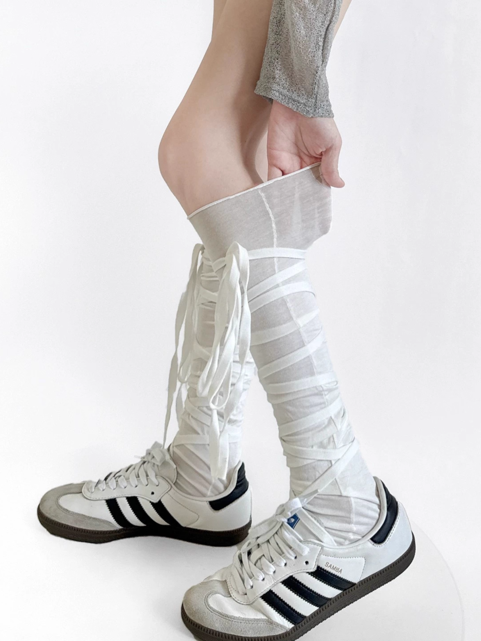 Lace-up knee socks