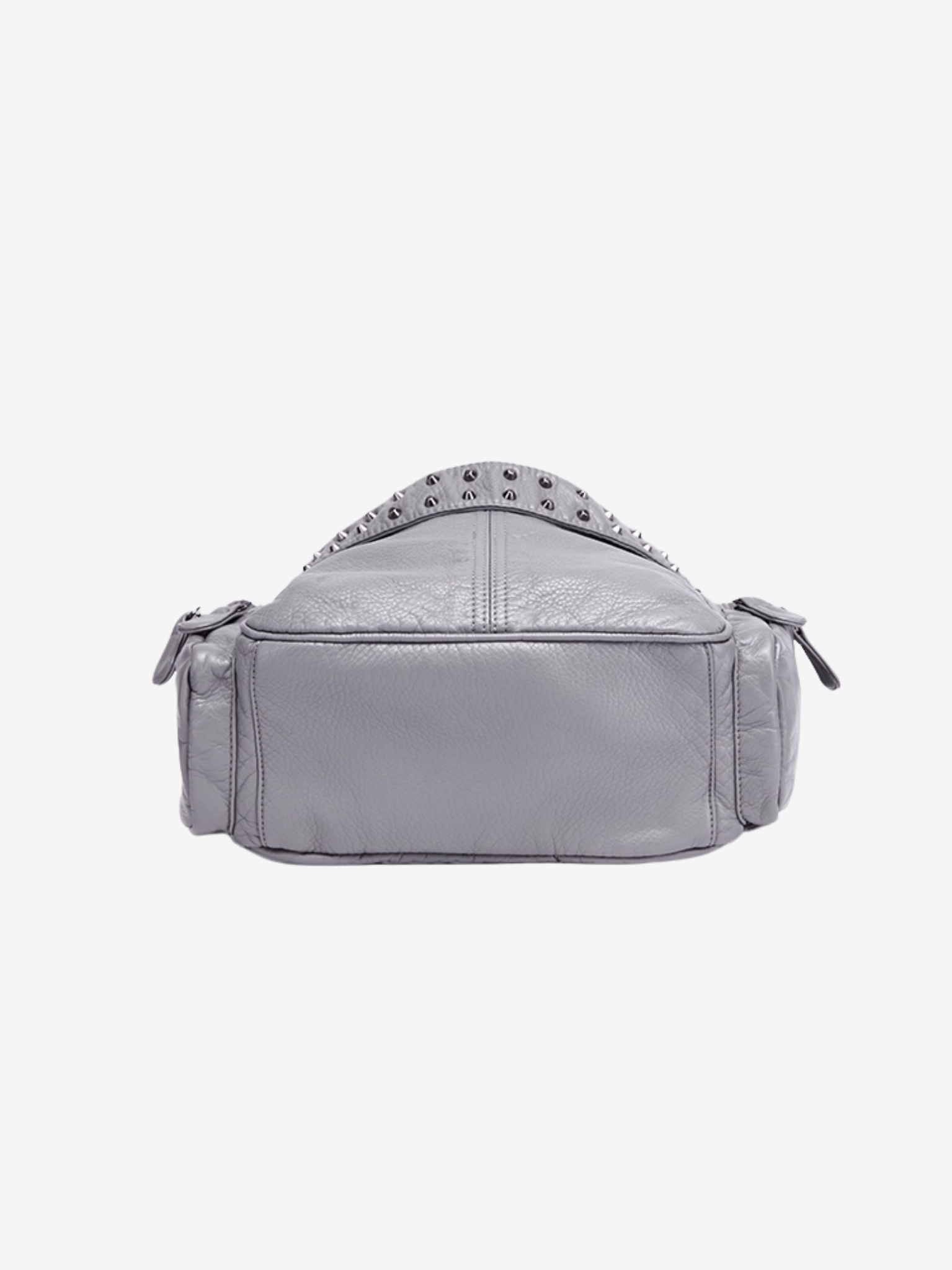 Sac à dos en cuir clouté