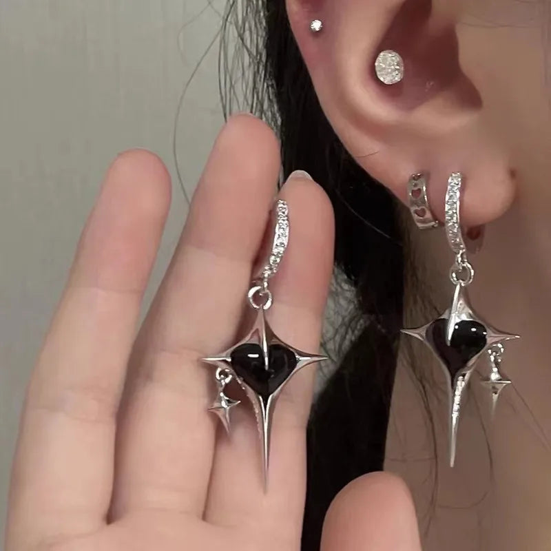 Boucles d'oreilles pendantes en forme de cœur noir