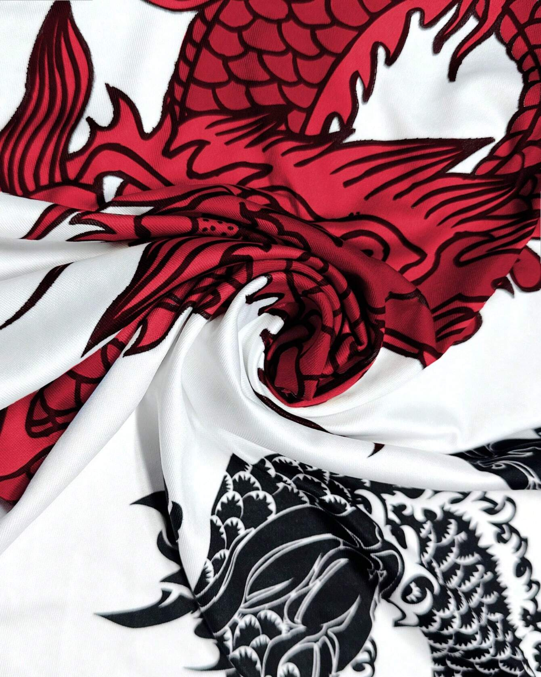 Robe de dragon rouge