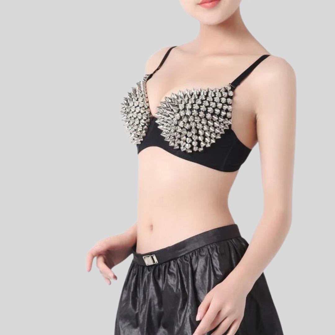Soutien-gorge à picots métalliques