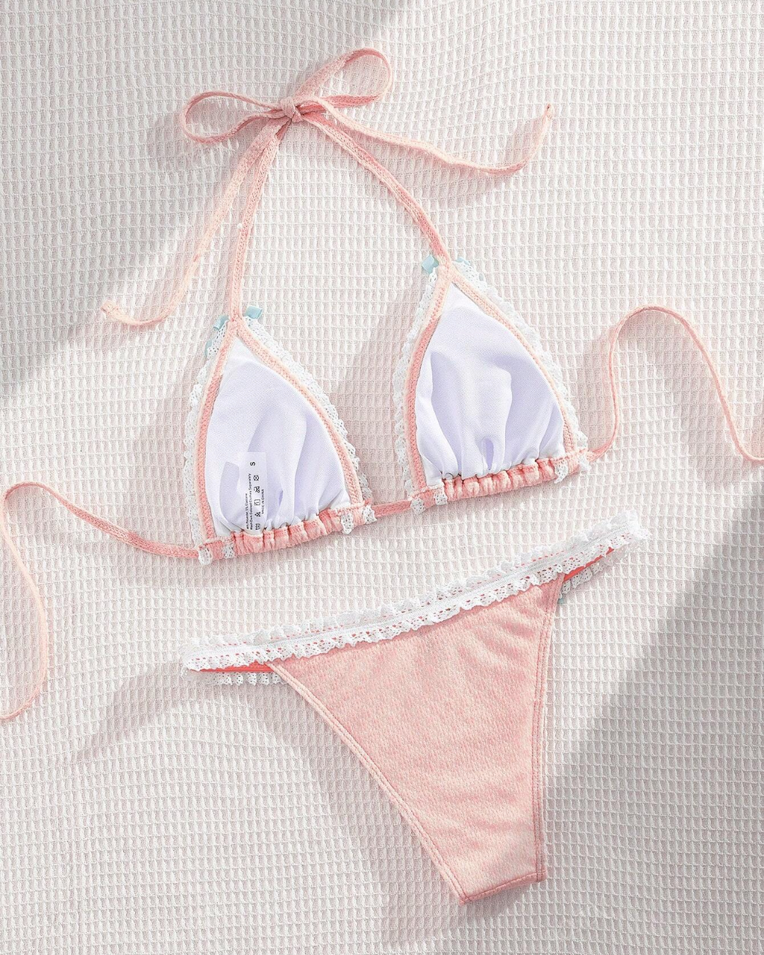 Bikini à bordure en dentelle pastel