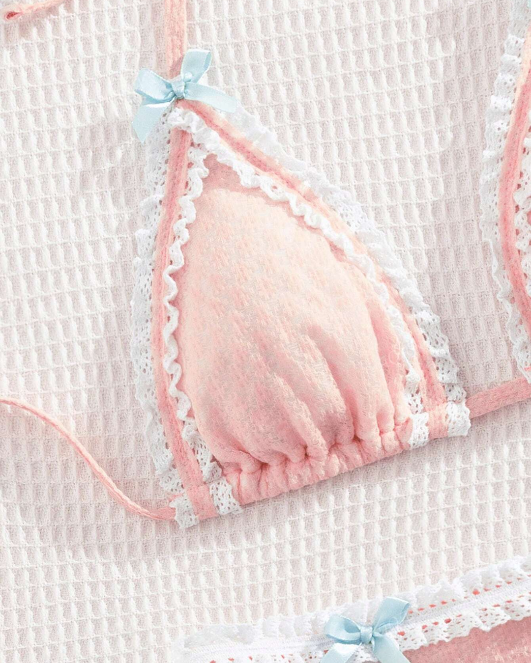 Bikini à bordure en dentelle pastel