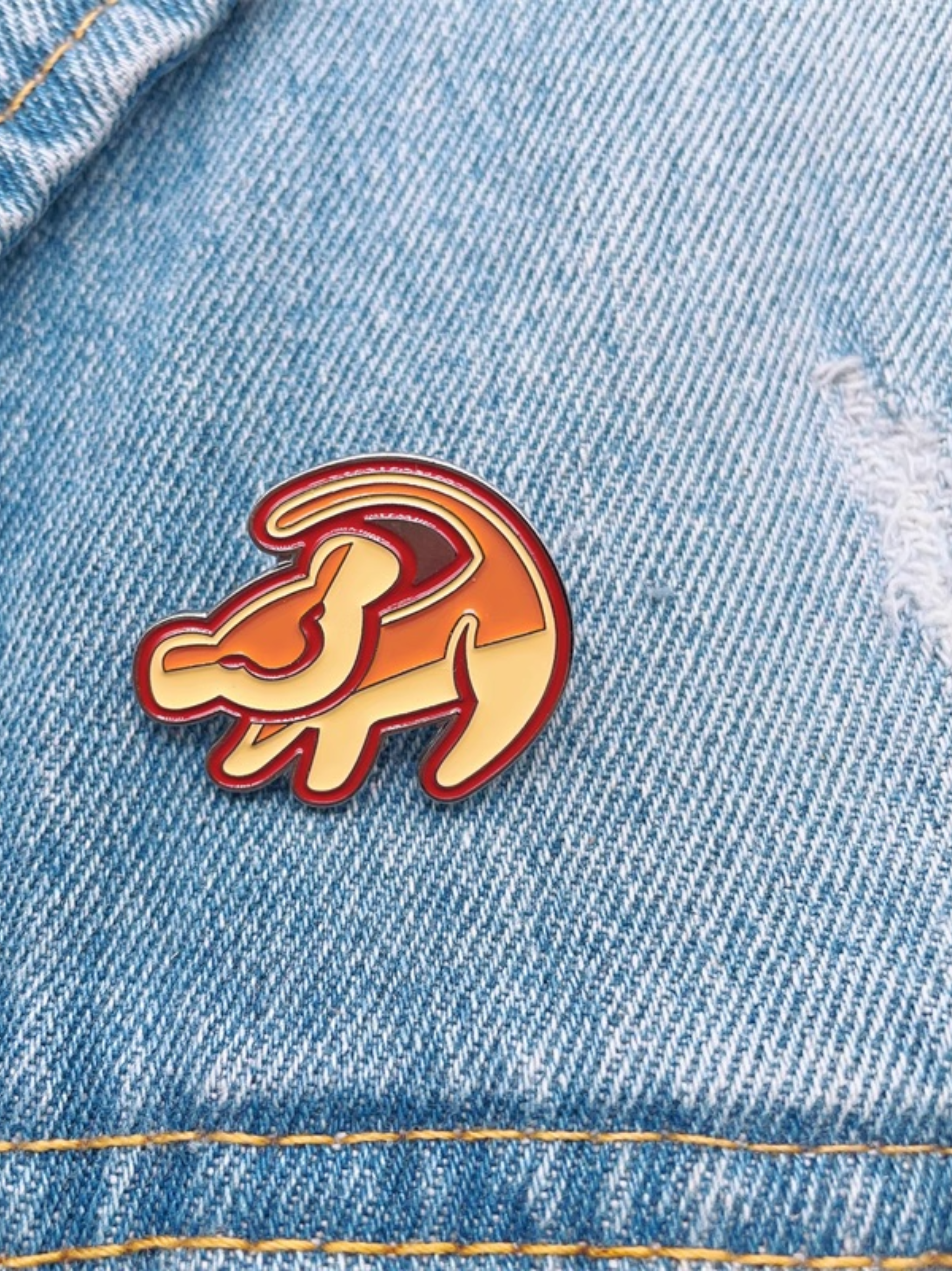 Simba Enamel Pin's