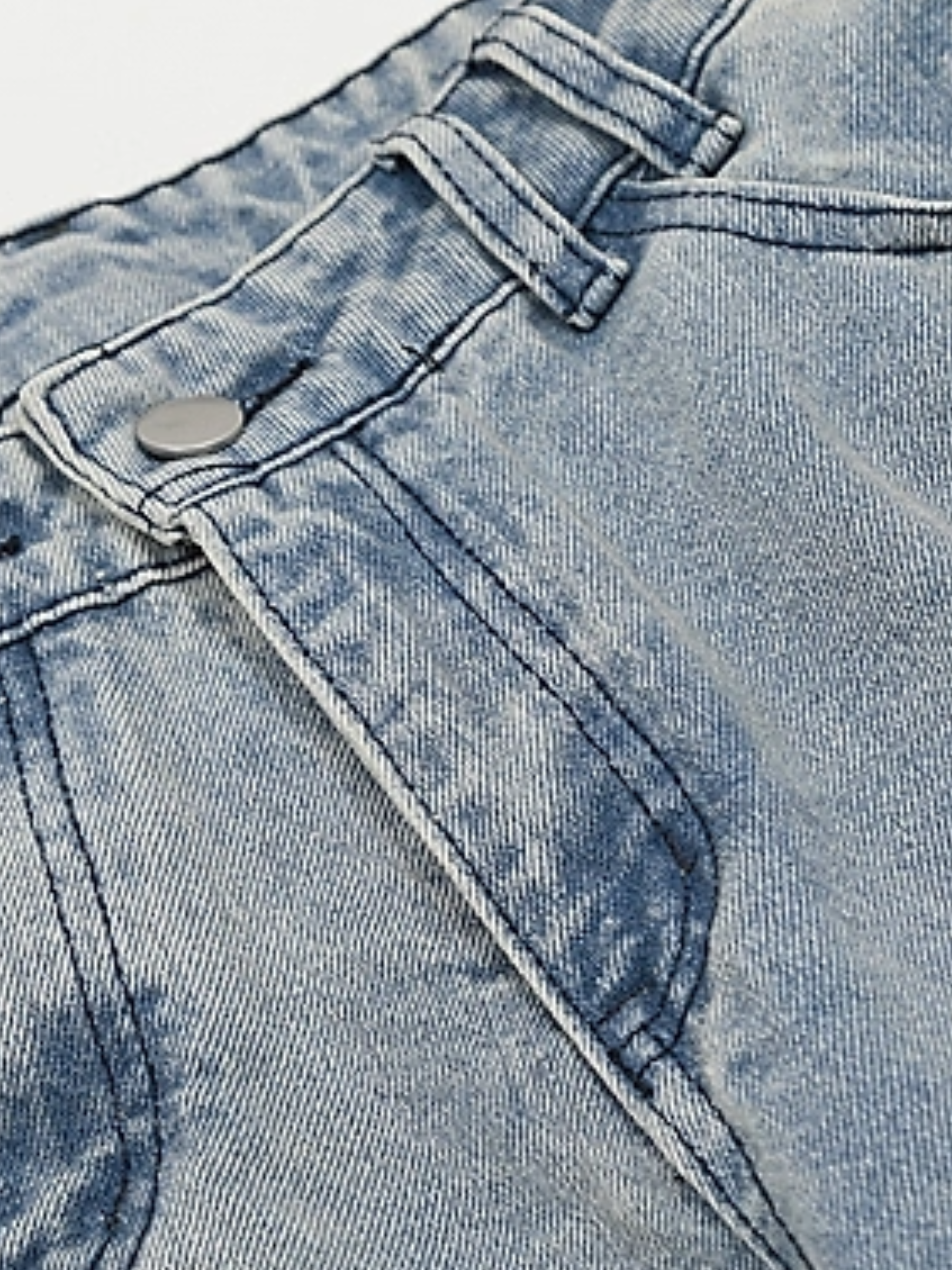 Cargo Wide-Leg Jeans