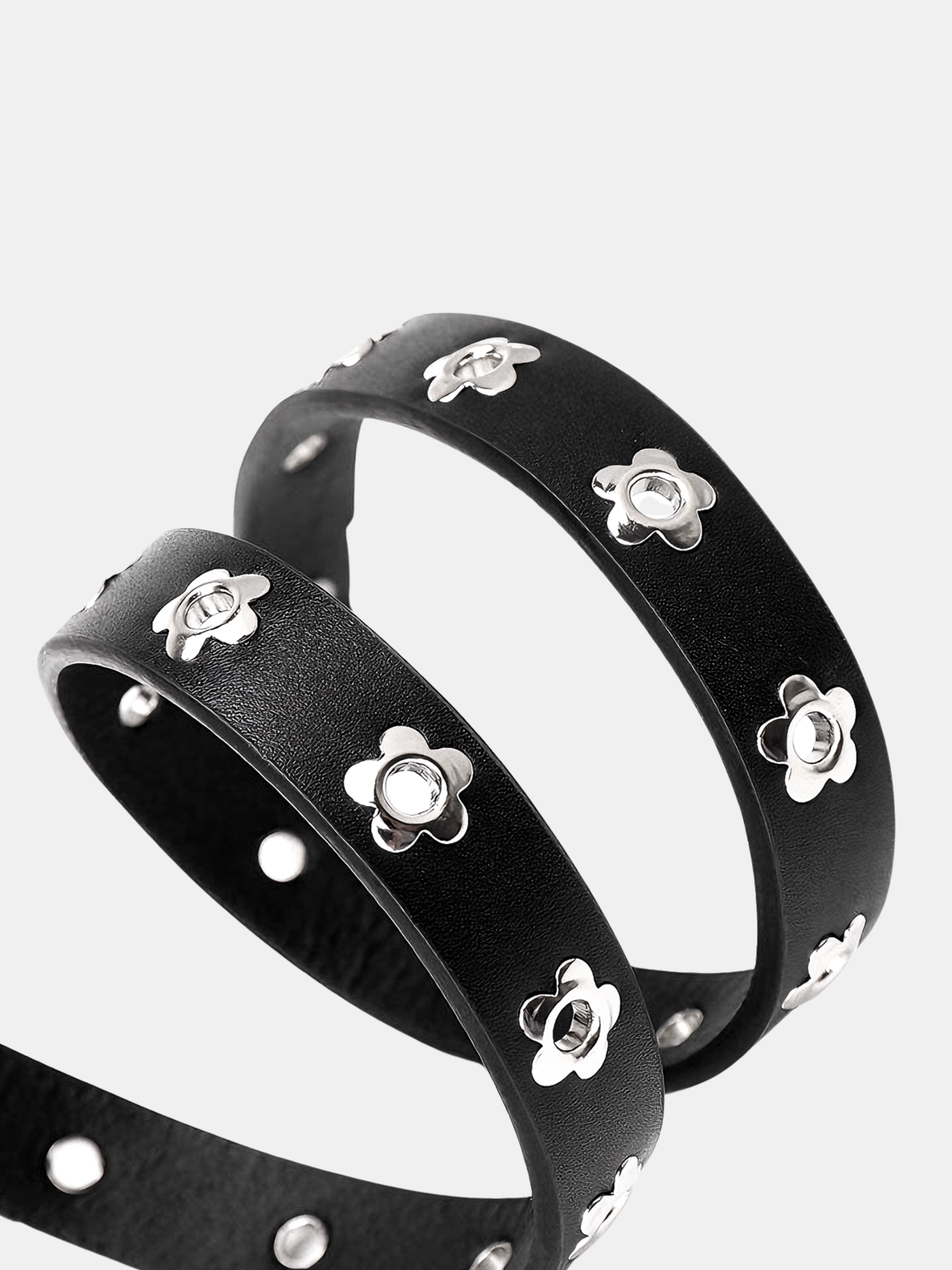 Floral Buckle Leather Belt